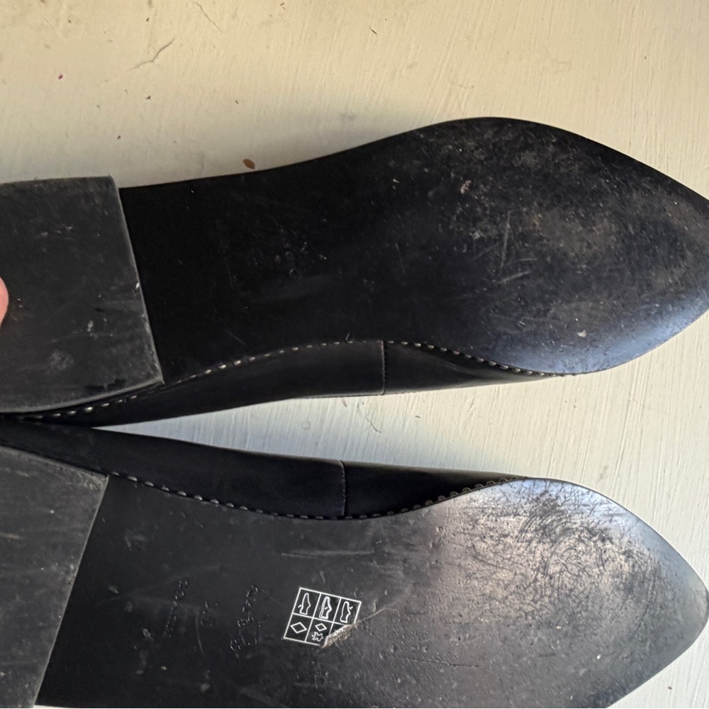 Coach Viviana Beadchain Flat size 9.5 Black Leather Pointed Ballet Flats - Picture 7 of 8